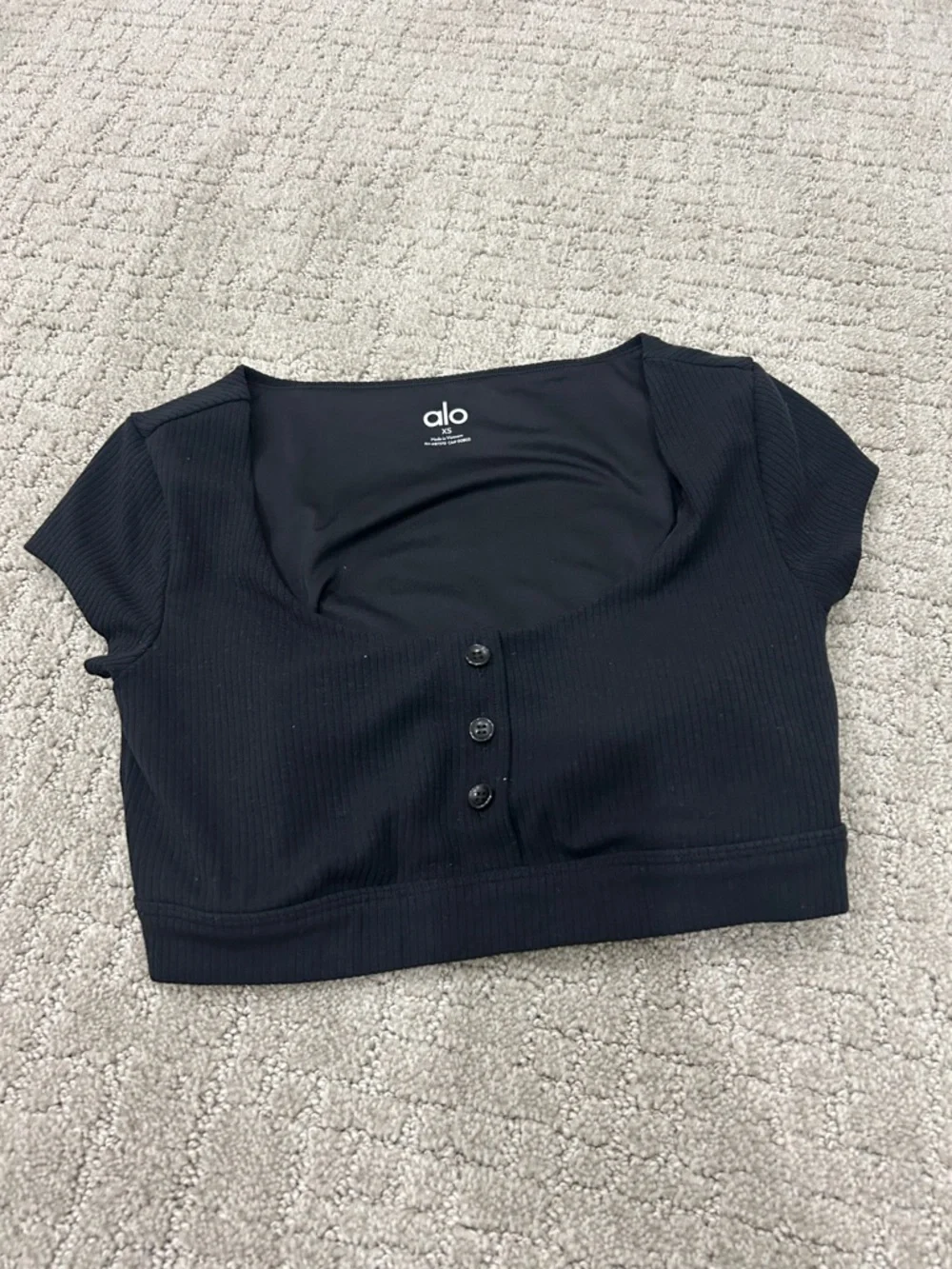 ALO Yoga Black Ribbed Button-Front Square Neck Crop Top - Picture 1 of 3